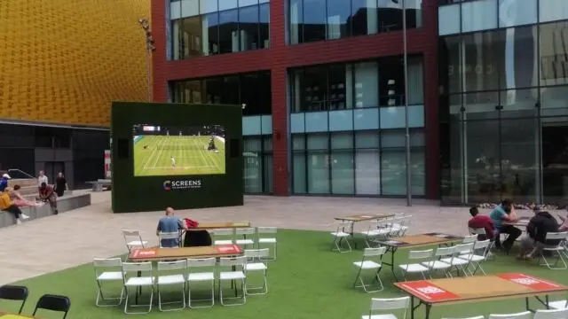 Manchester First Street estudiar master