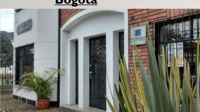 entrada escuela blanca bogota