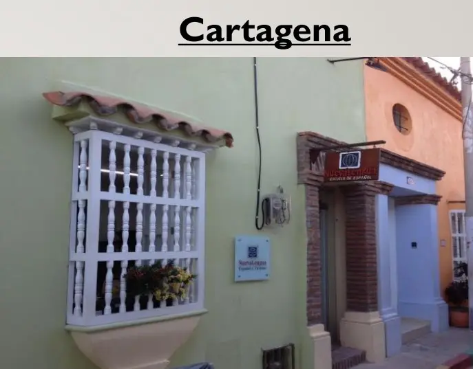 escuela cartagena nueva lengua ventana puerta blanca